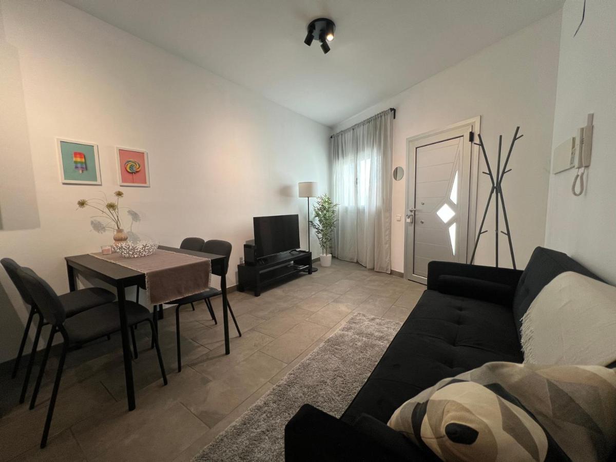 Cozy Apartment Well-Located In Terrassa, Barcelona Eksteriør billede