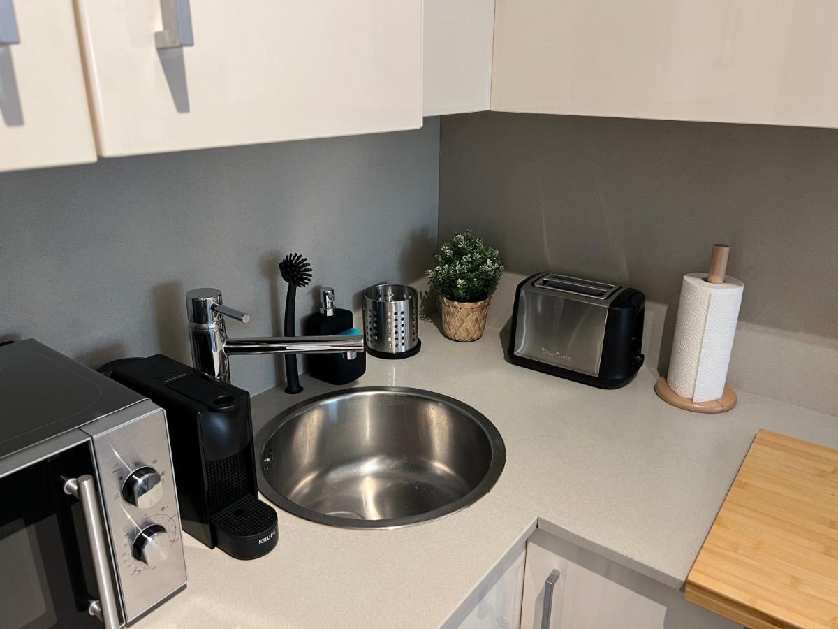 Cozy Apartment Well-Located In Terrassa, Barcelona Eksteriør billede
