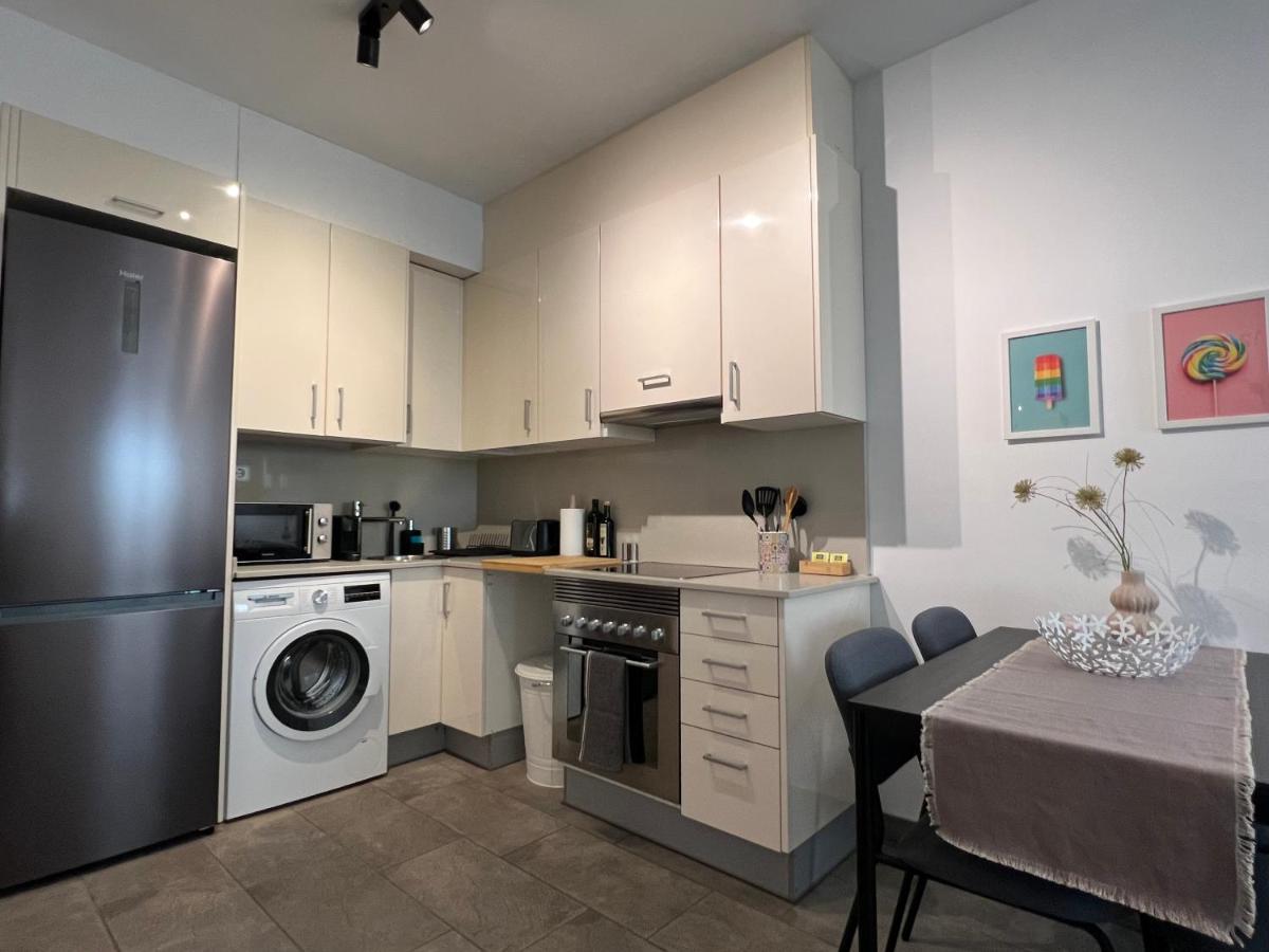 Cozy Apartment Well-Located In Terrassa, Barcelona Eksteriør billede